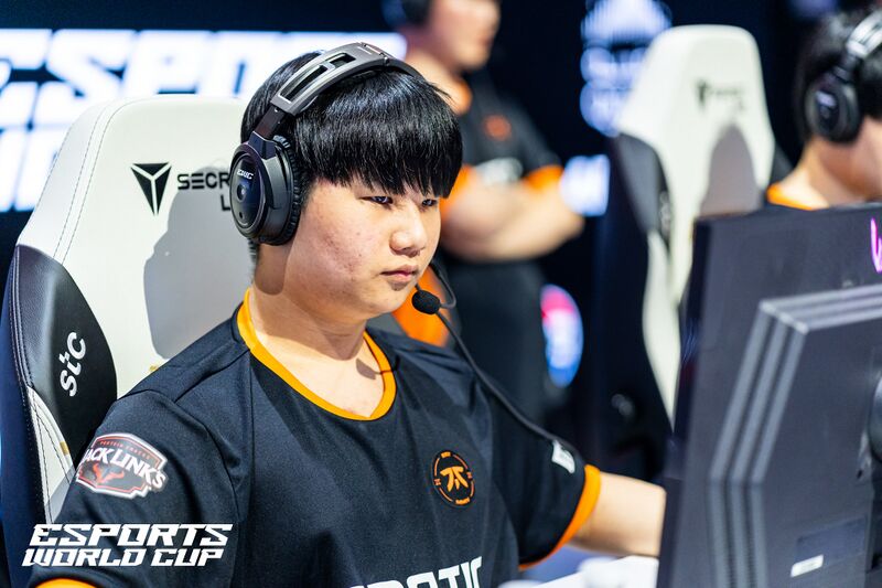 KNIFE Overwatch 2 Player Profile: Team Liquid’s Rising Star Dominating Support and Damage Roles